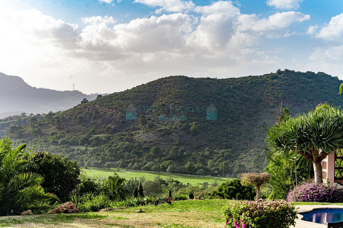 Villa en venta en Benahavis