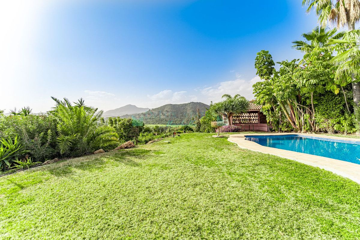 Villa en venta en Benahavis