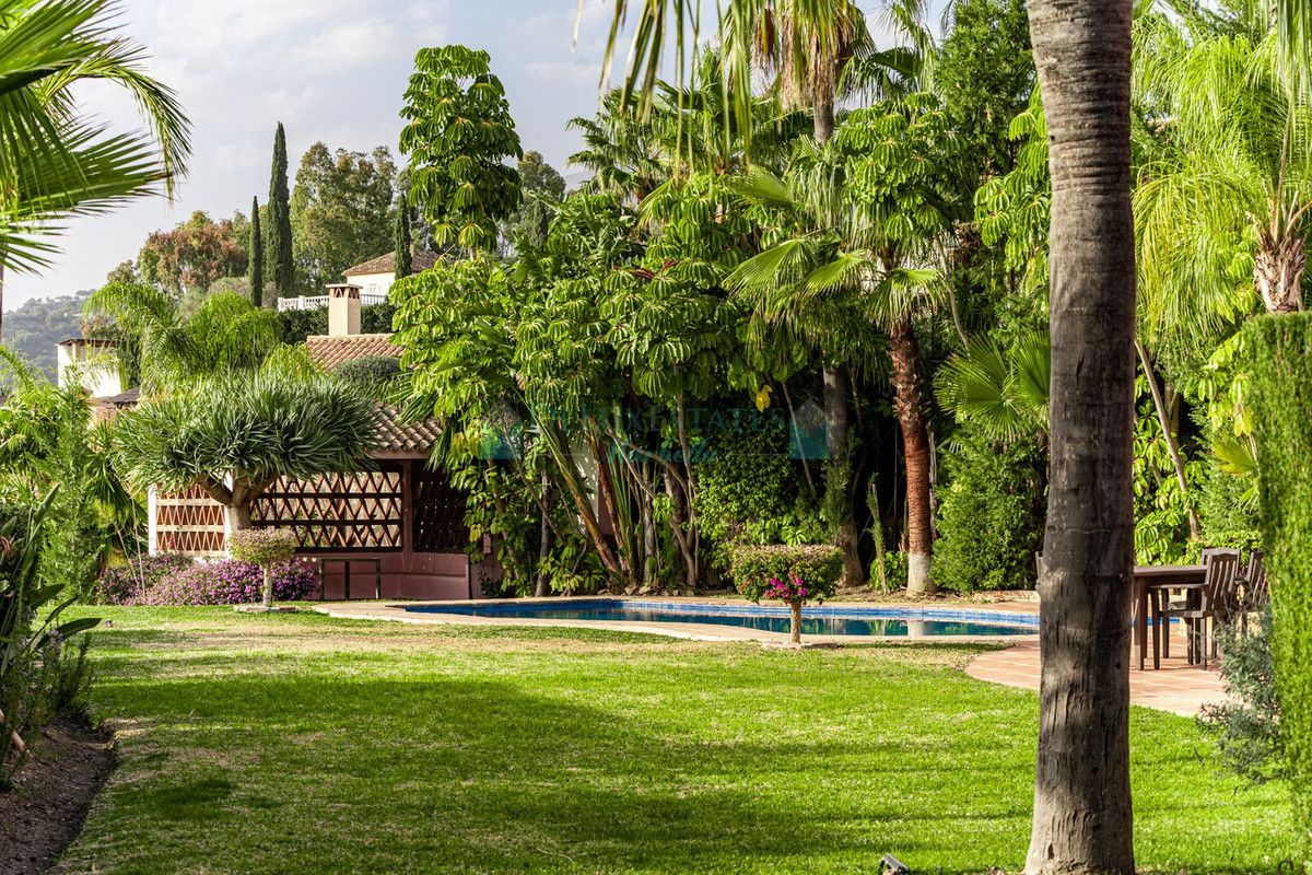 Villa en venta en Benahavis