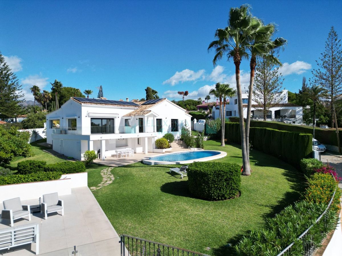 Villa for rent in Marbella