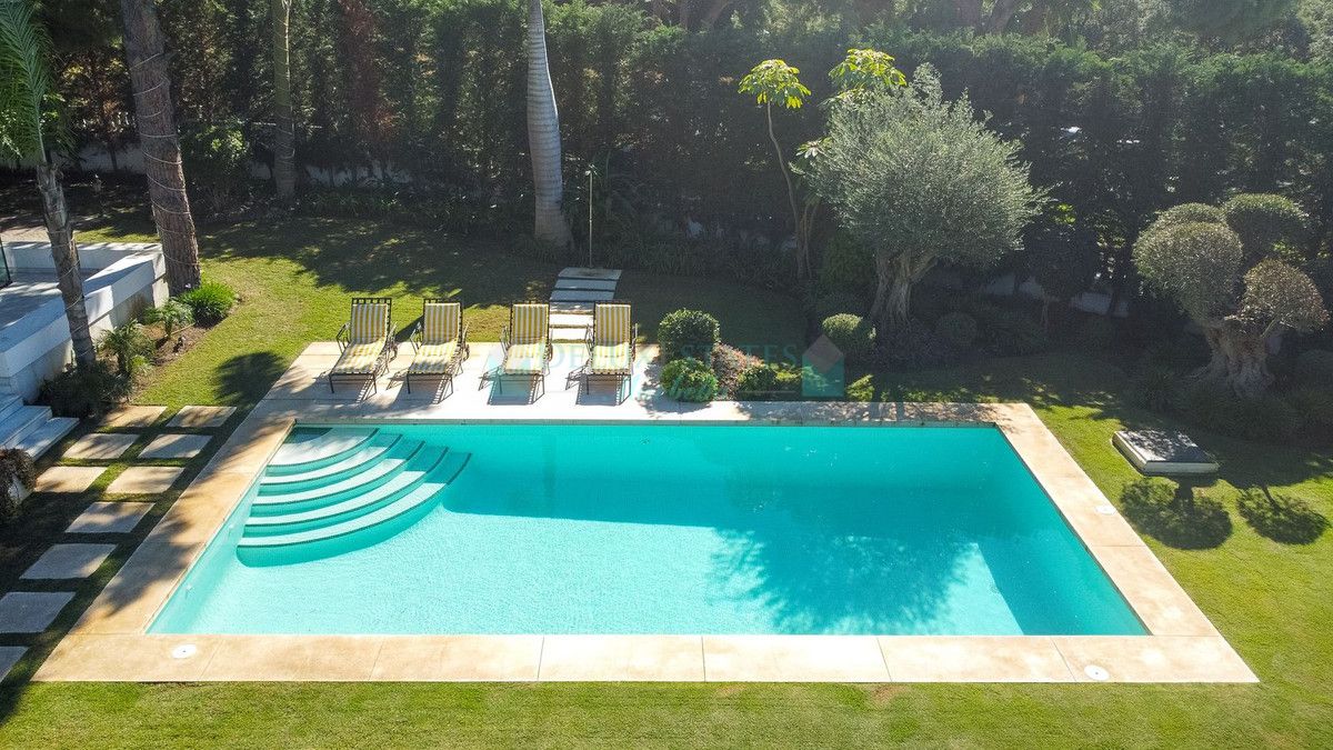 Villa for rent in Las Chapas, Marbella East