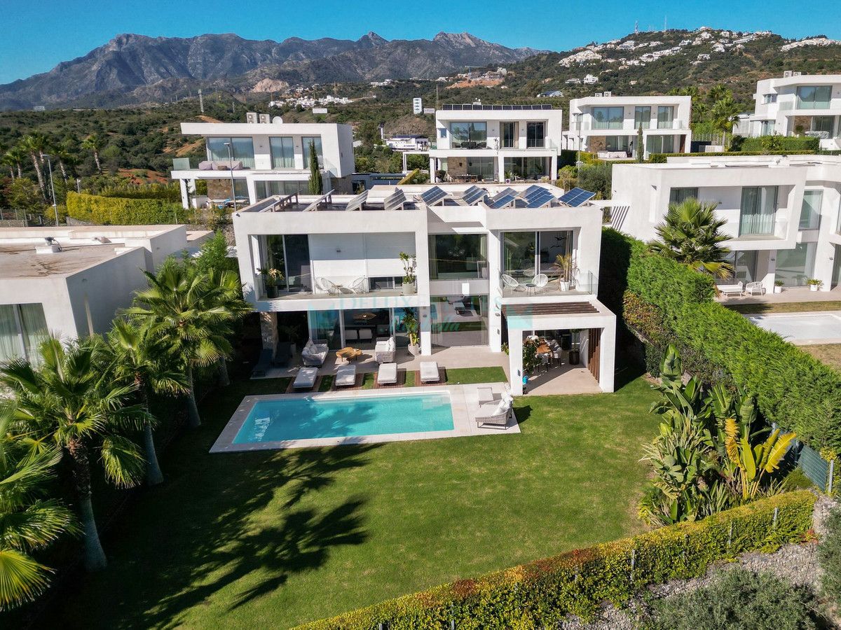 Villa for sale in Marbella