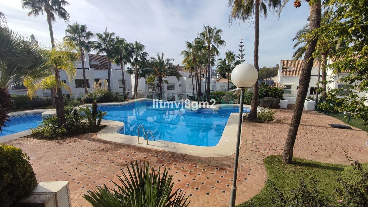 Adosado en alquiler en Marbella Golden Mile