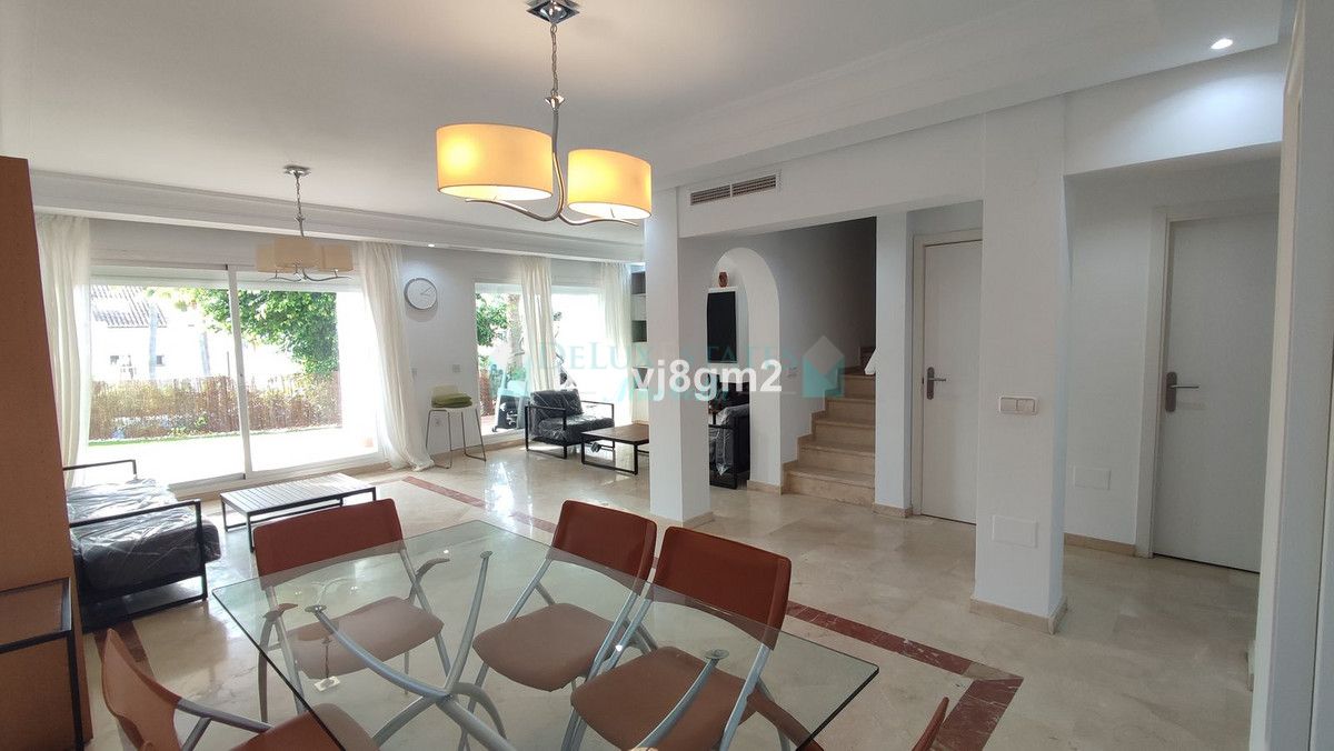 Adosado en alquiler en Marbella Golden Mile