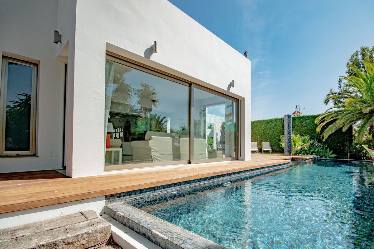 Villa for rent in Las Chapas, Marbella East