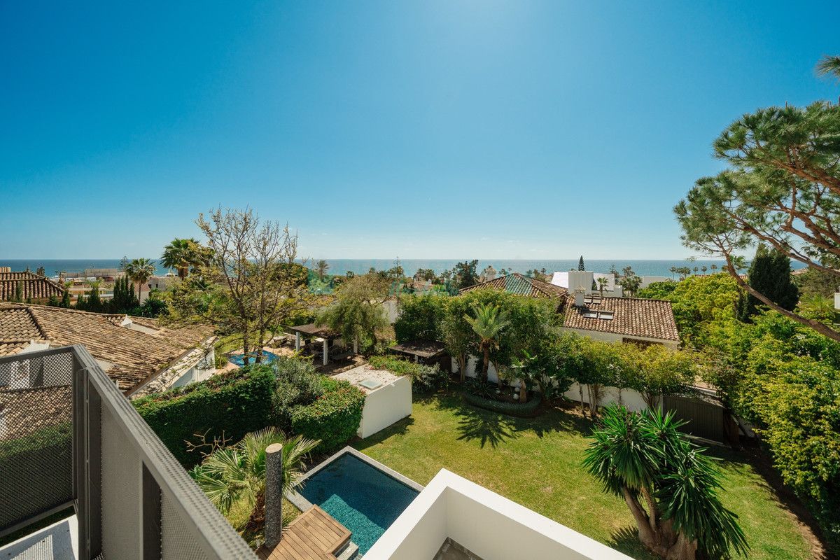 Villa en alquiler en Las Chapas, Marbella Este