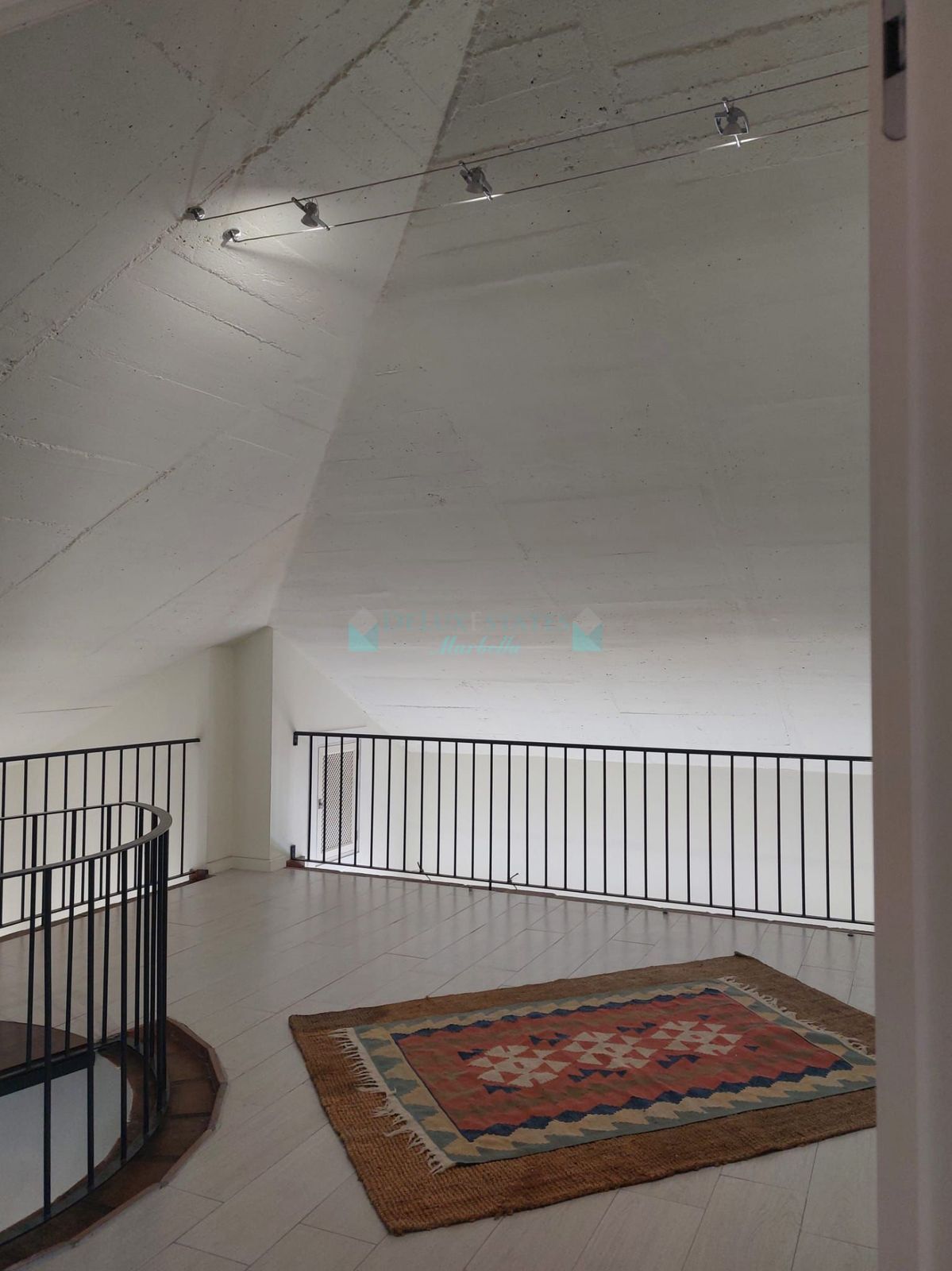 Office for sale in Guadalmina Baja, San Pedro de Alcantara