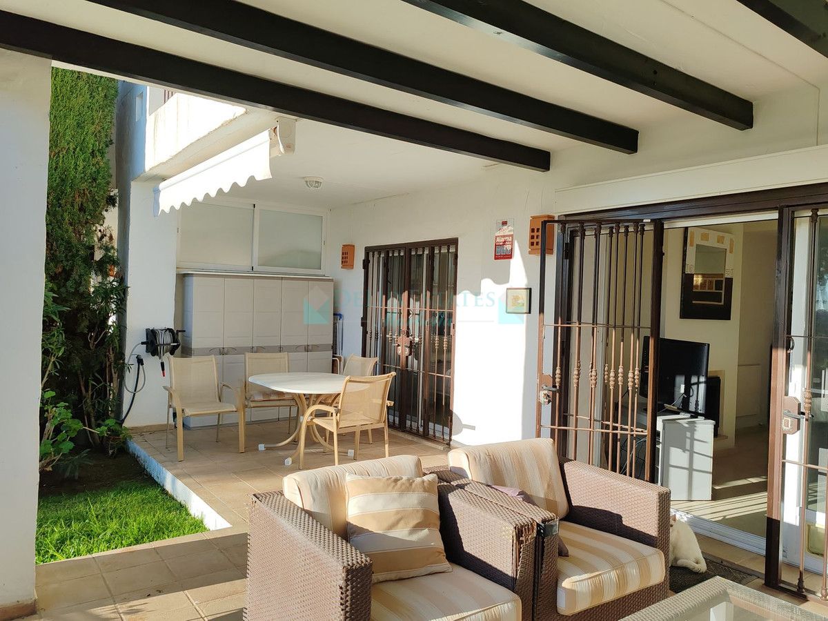 Ground Floor Apartment for sale in La Quinta, Benahavis