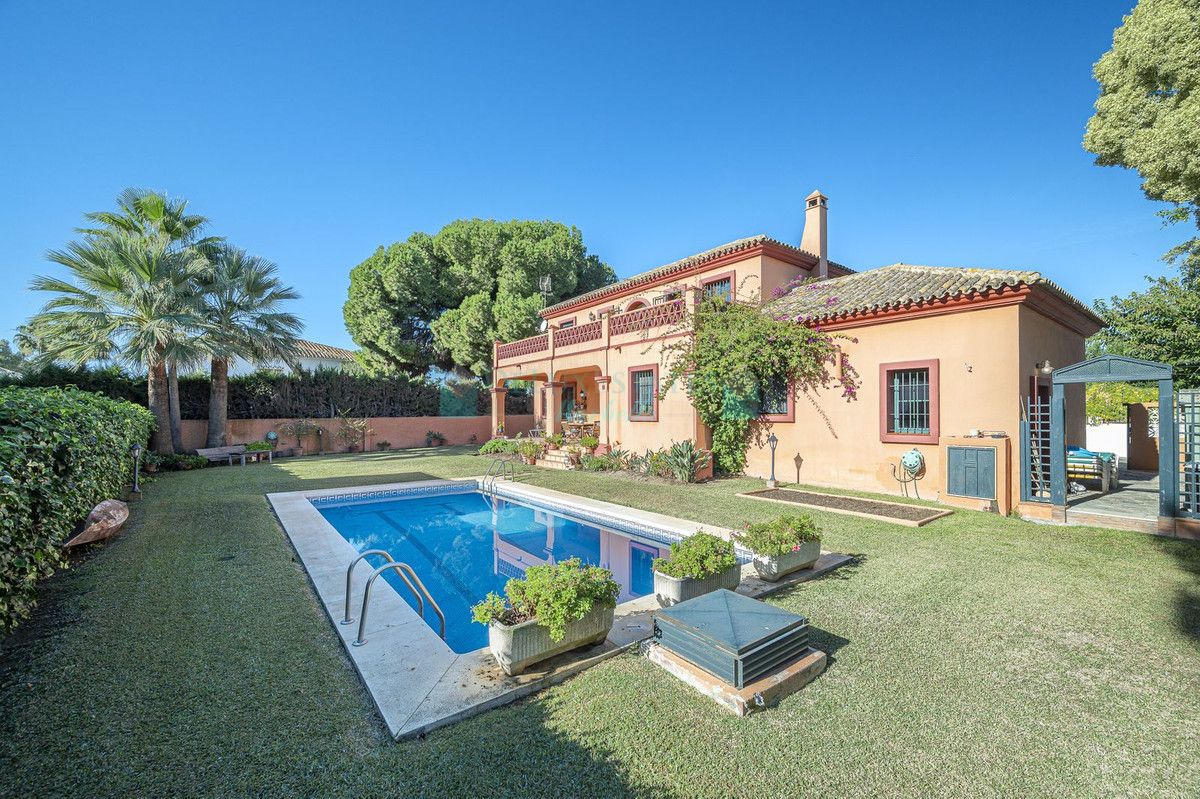 Villa for sale in San Pedro de Alcantara