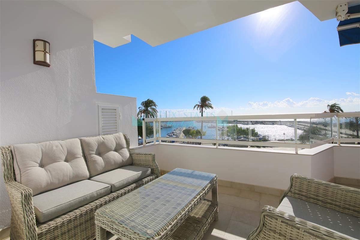 Apartamento en alquiler en Estepona