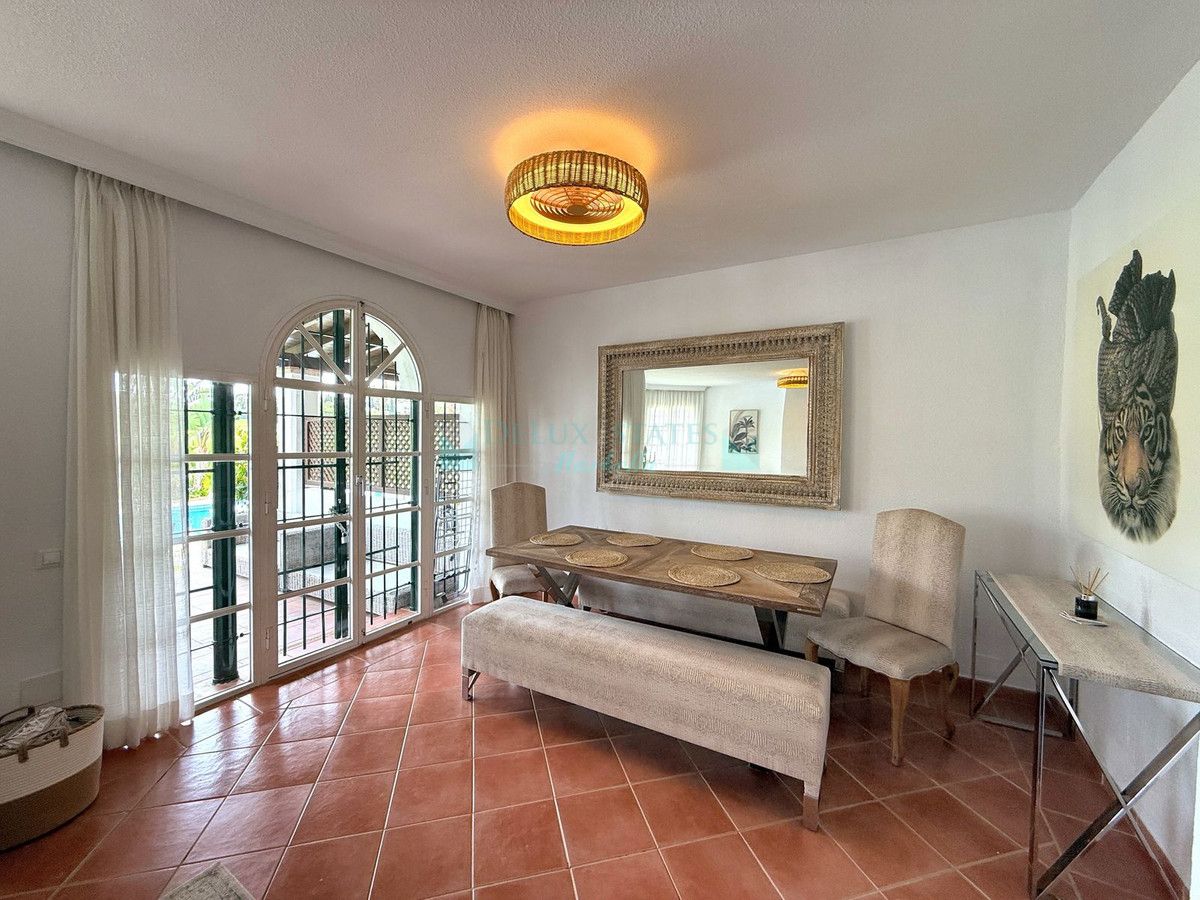 Town House for rent in Nueva Andalucia