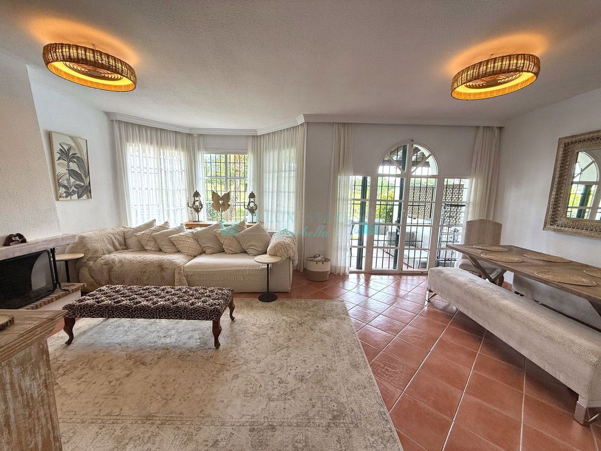 Town House for rent in Nueva Andalucia