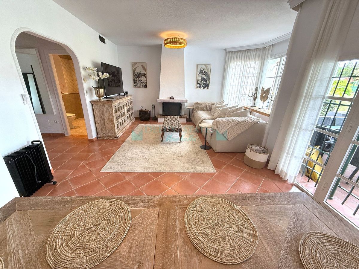 Town House for rent in Nueva Andalucia