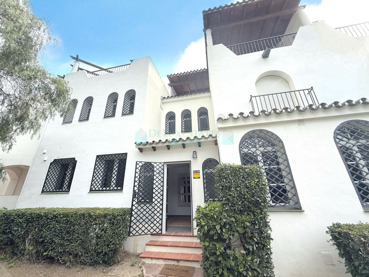 Town House for rent in Nueva Andalucia