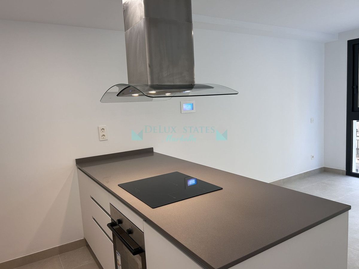 Apartamento en venta en Estepona