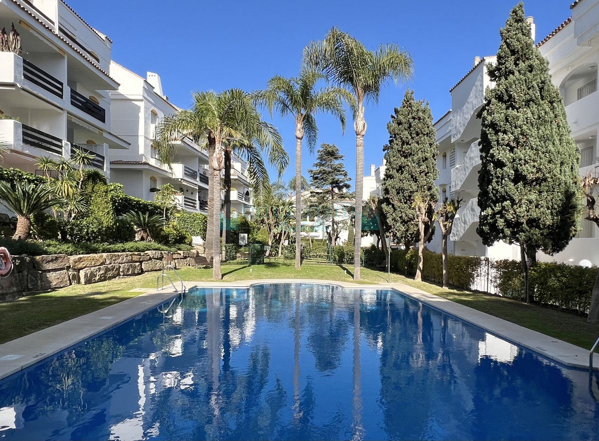 Apartment for sale in Guadalmina Baja, San Pedro de Alcantara
