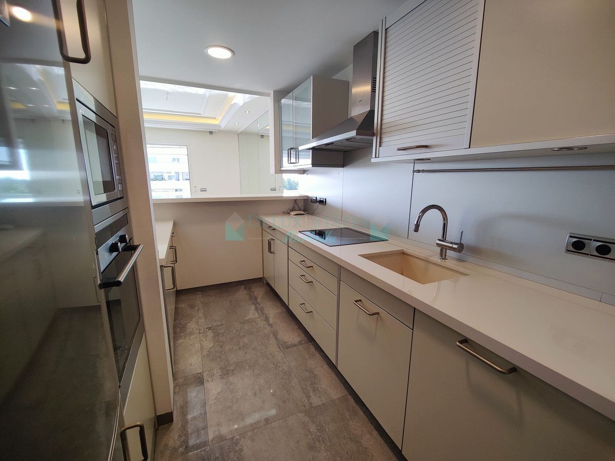 Apartamento en alquiler en Marbella