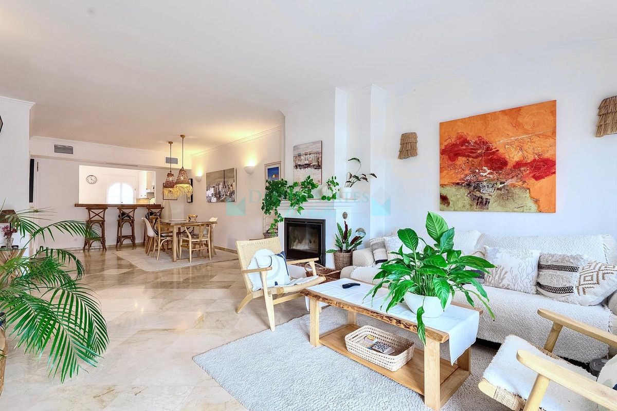 Town House for rent in Nueva Andalucia