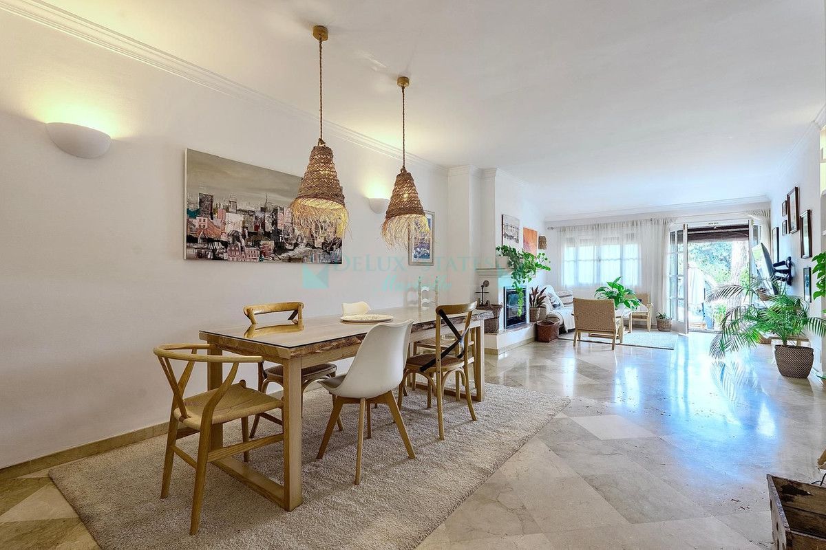 Town House for rent in Nueva Andalucia