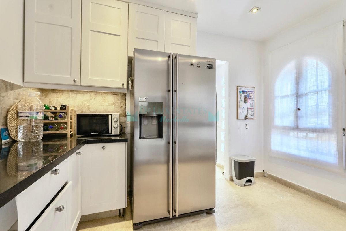 Town House for rent in Nueva Andalucia