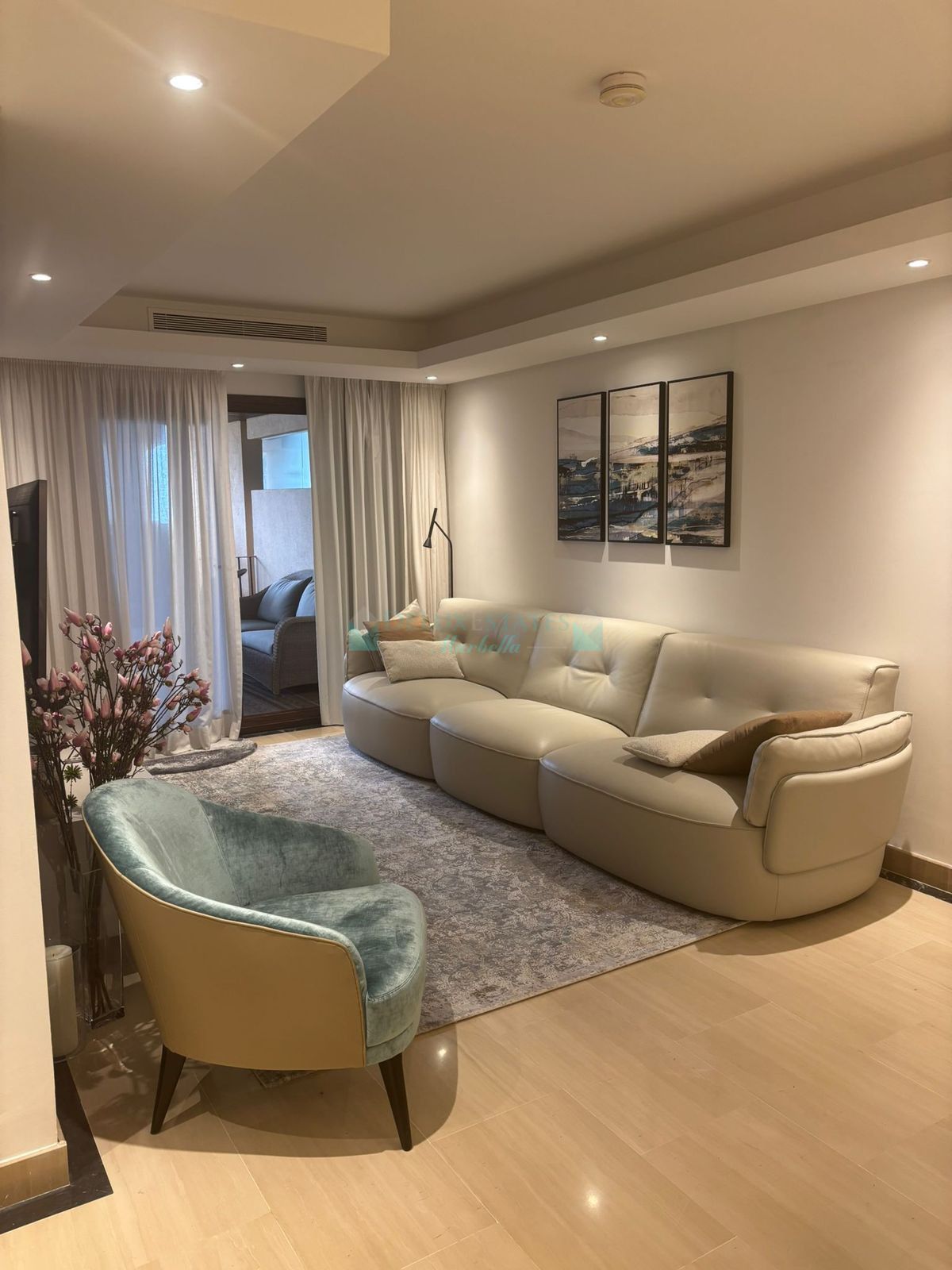 Apartamento en alquiler en New Golden Mile, Estepona