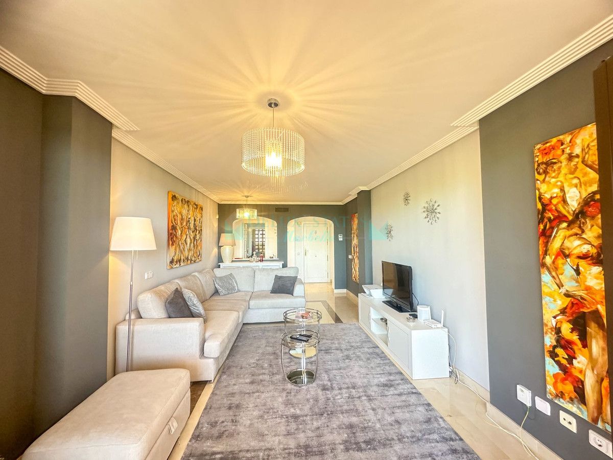 Ground Floor Apartment for sale in Los Arqueros, Benahavis