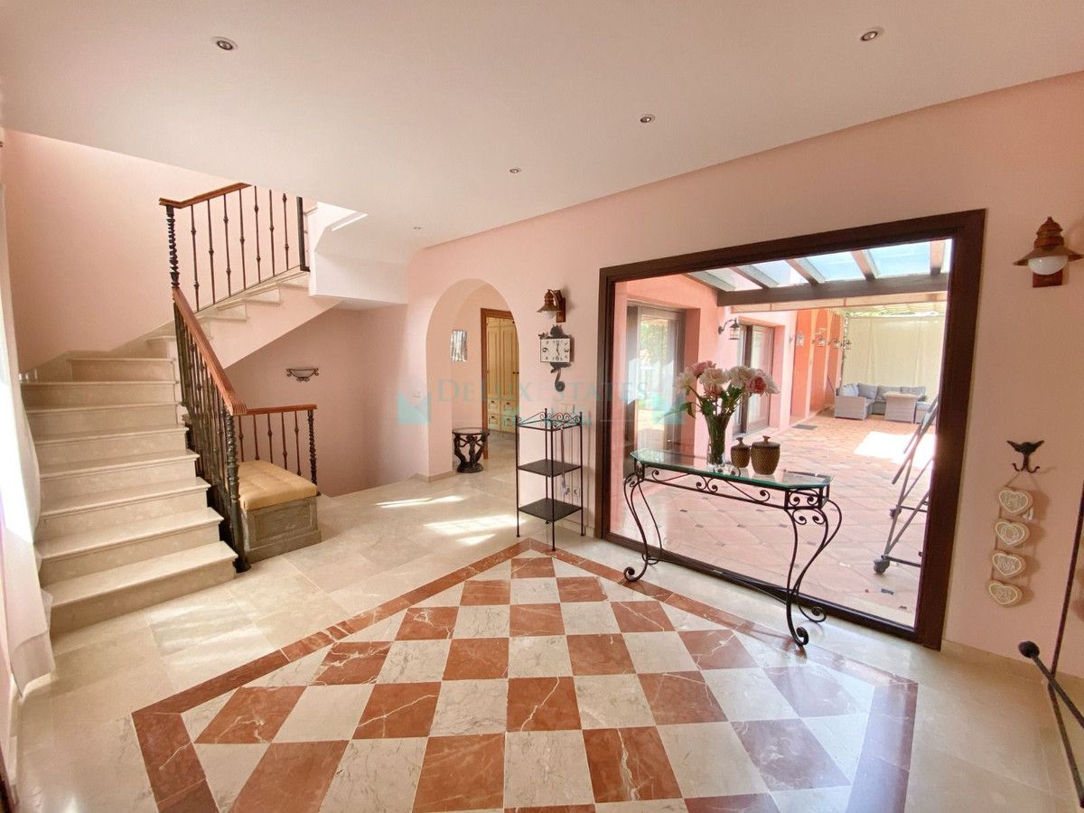 Villa en alquiler en Marbella Golden Mile