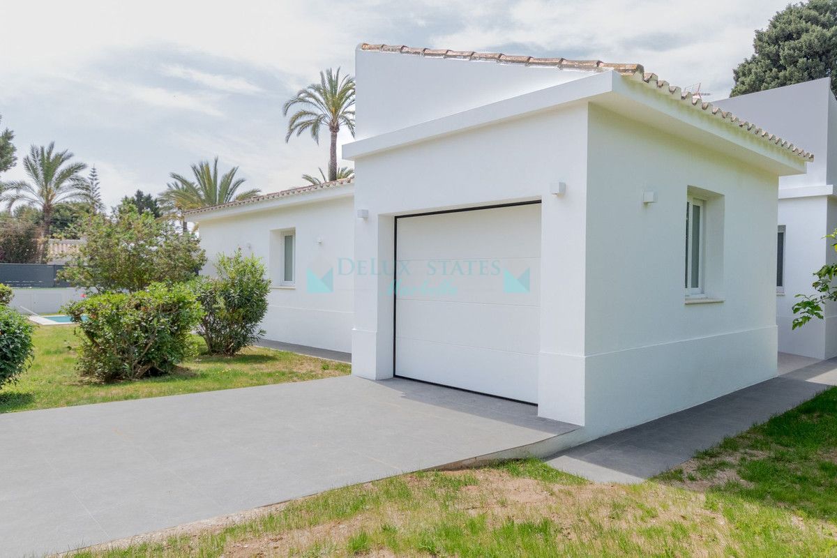 Villa for rent in Marbesa, Marbella East