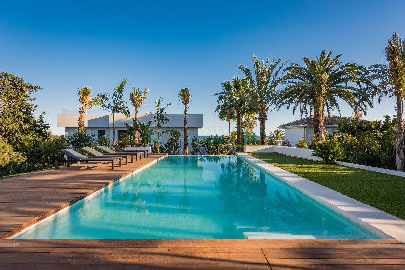 Villa for sale in Marbesa, Marbella East