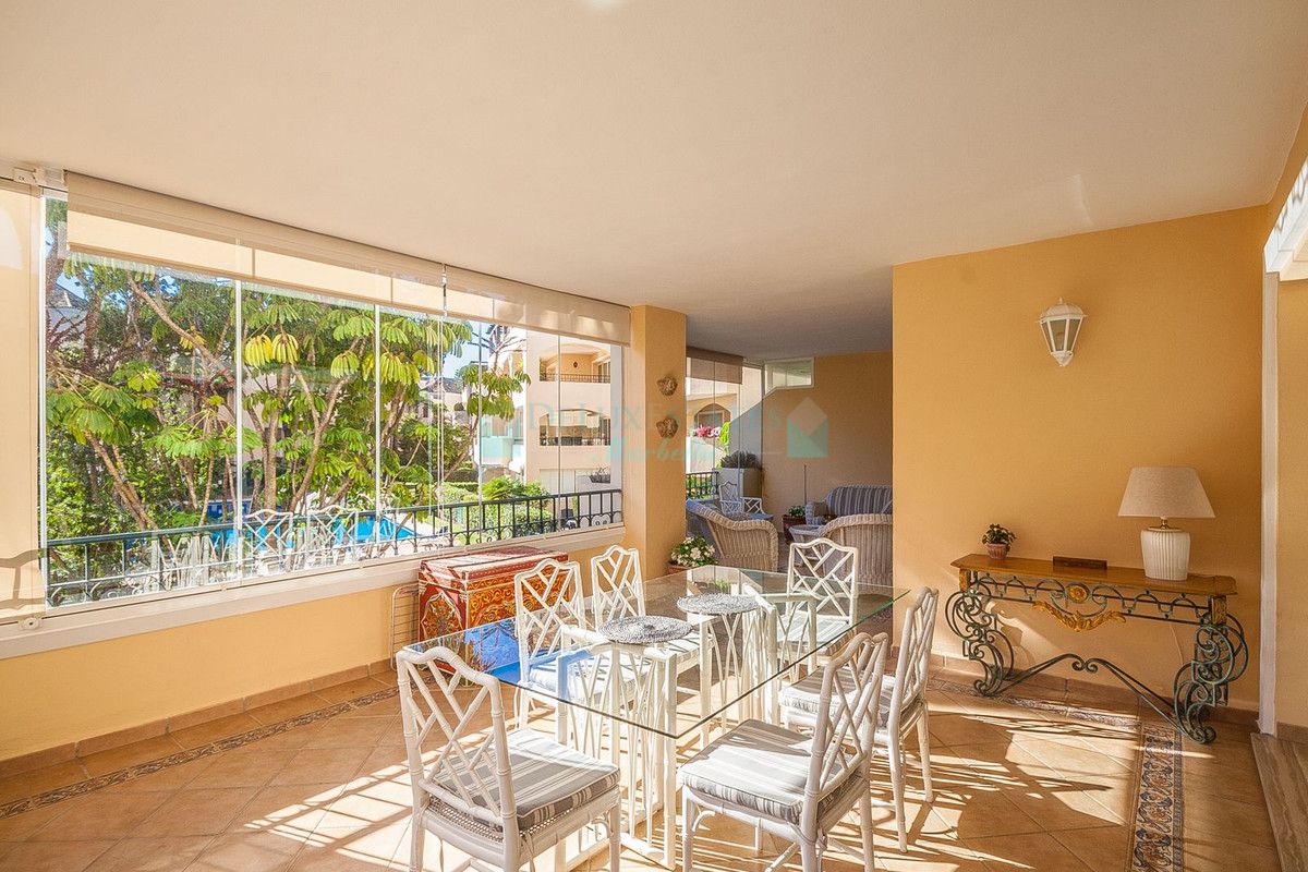 Apartamento en venta en Elviria, Marbella Este