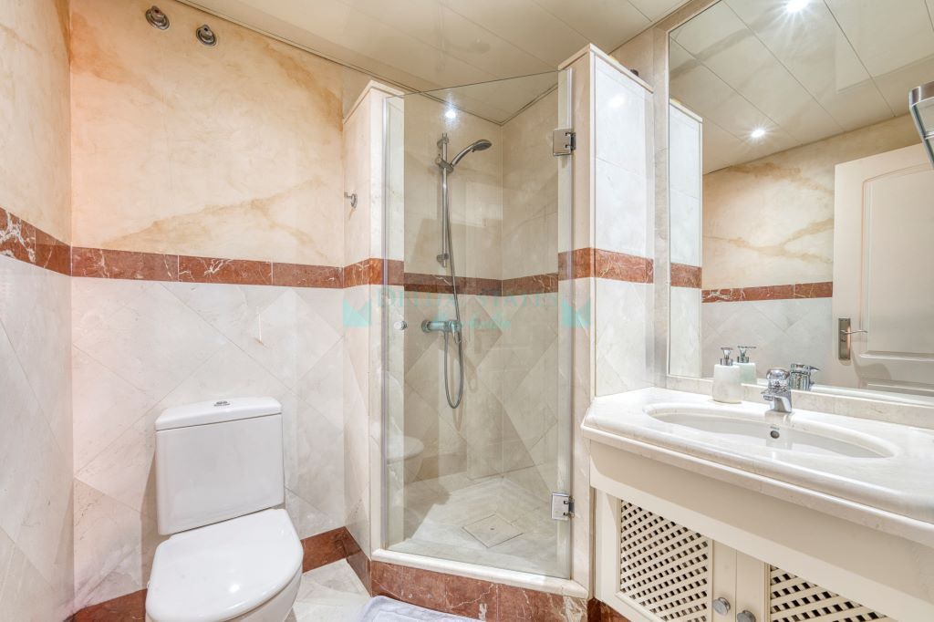 Apartment for sale in Marbella