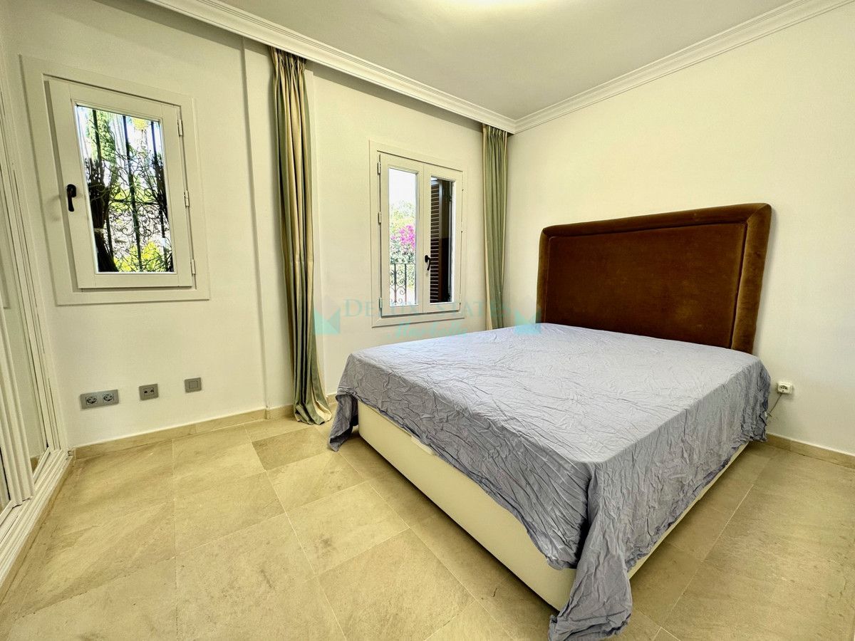 Semi Detached Villa for rent in Marbella Golden Mile