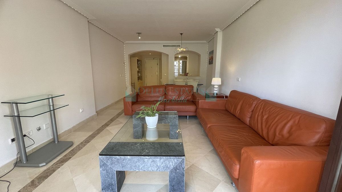Apartment for sale in Los Arqueros, Benahavis
