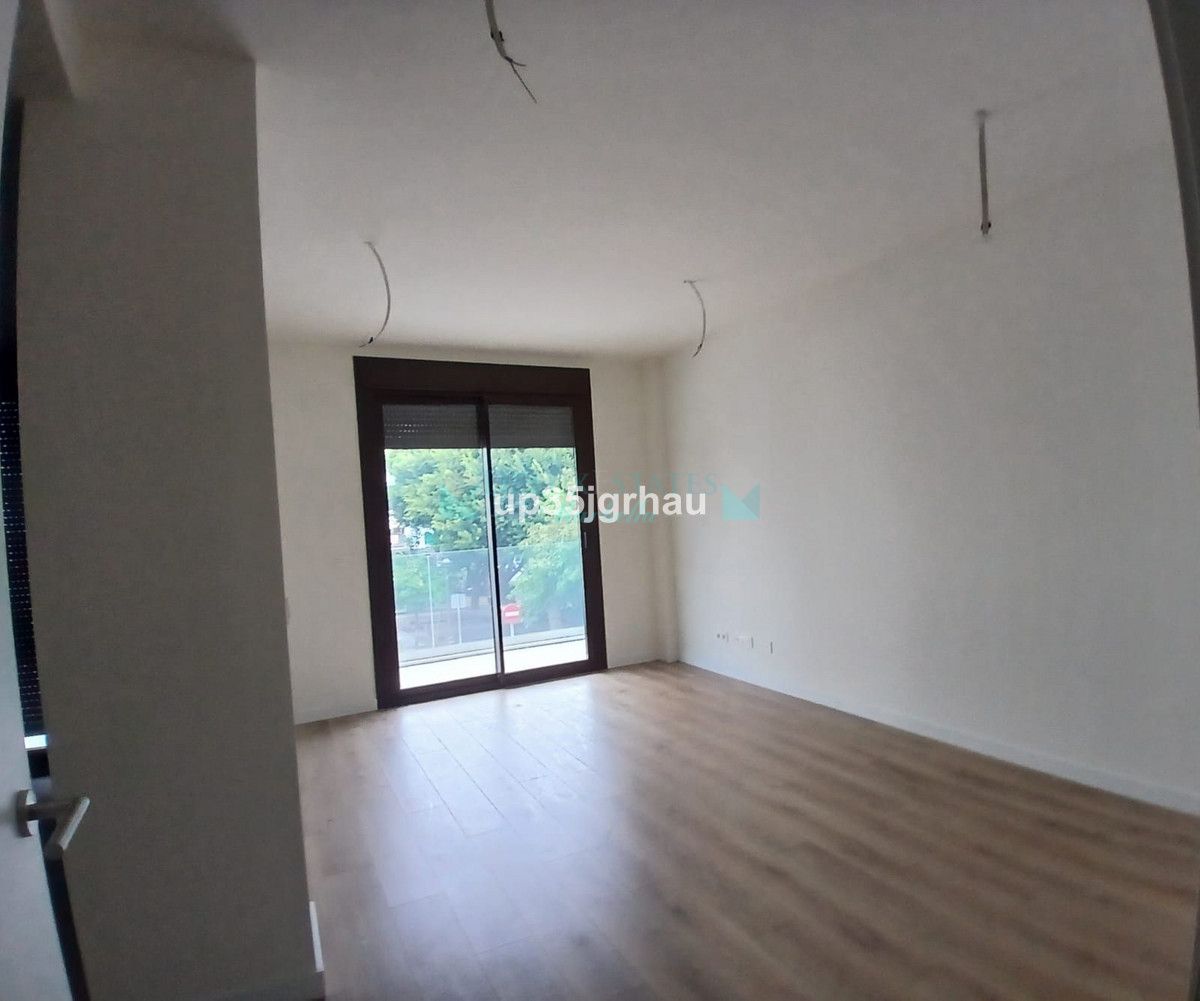 Apartamento en venta en Estepona