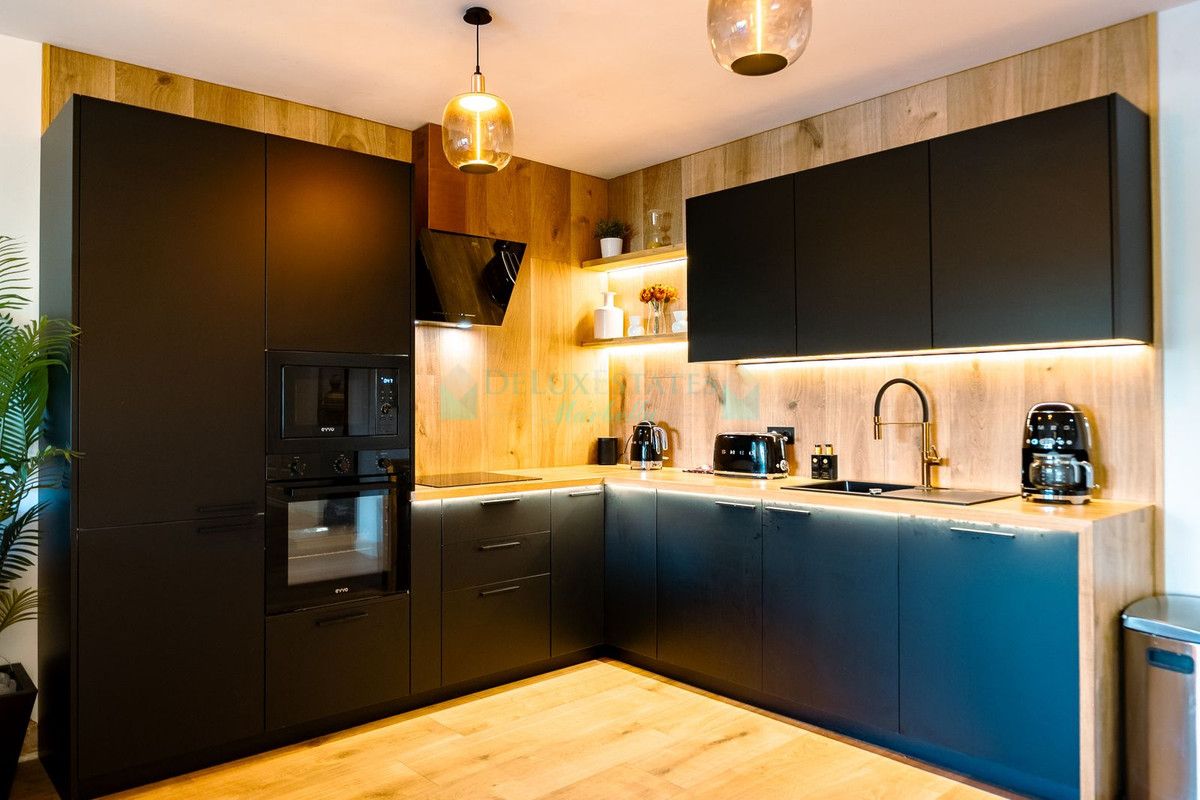 Apartment for rent in Benahavis