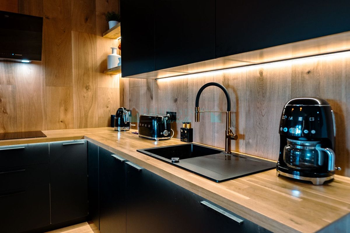 Apartment for rent in Benahavis