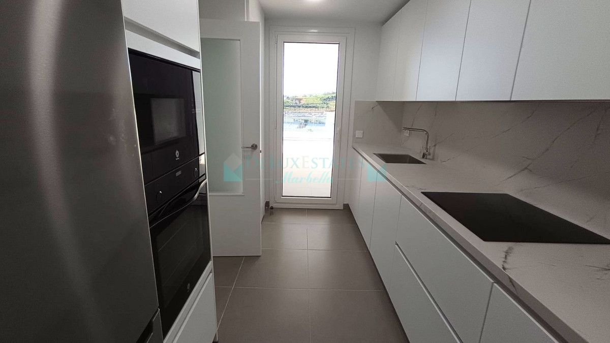 Penthouse for rent in Estepona