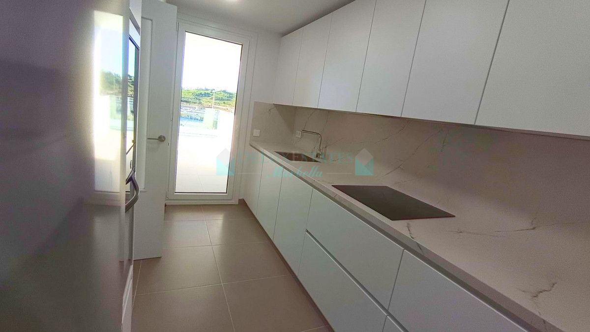 Penthouse for rent in Estepona