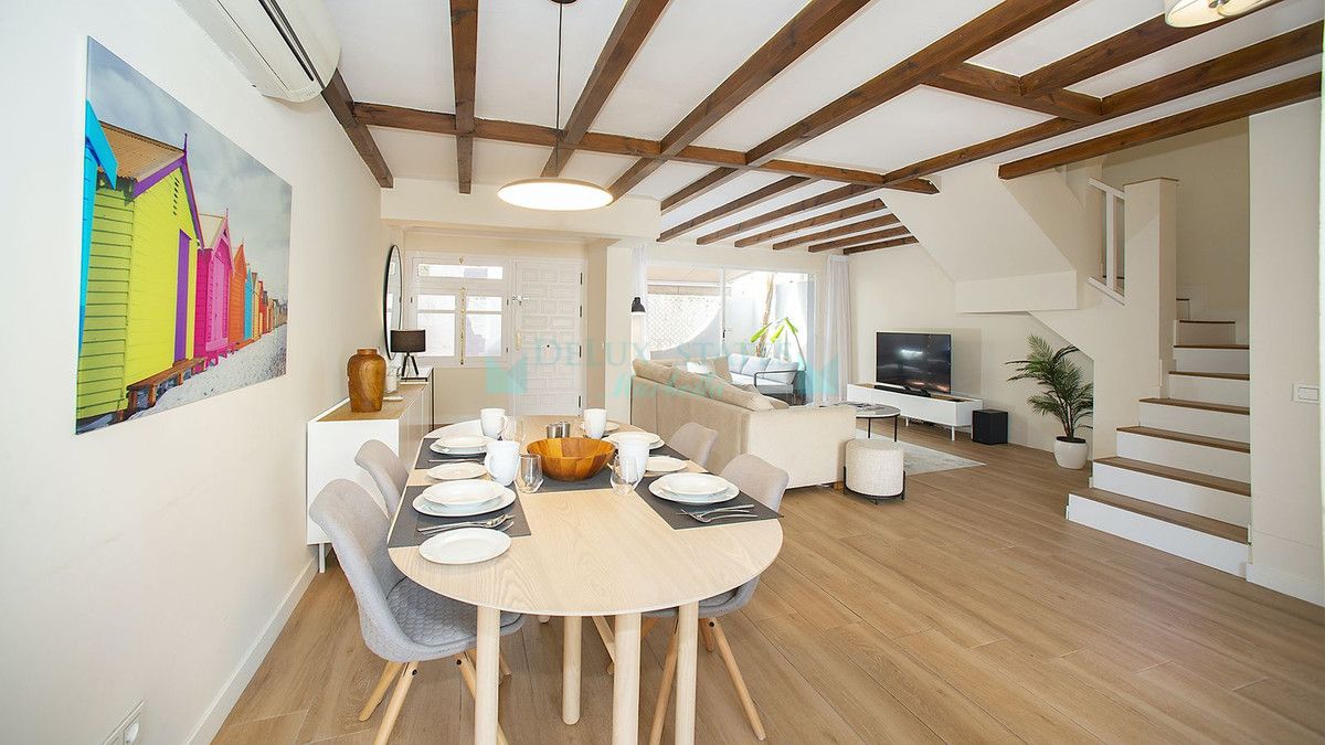 Town House for sale in Nueva Andalucia