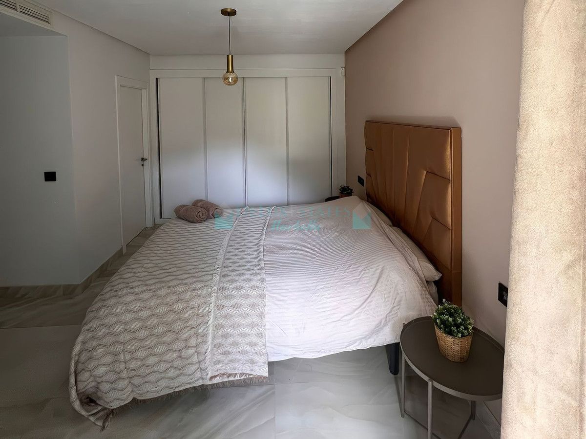 Apartamento Planta Baja en venta en Benahavis