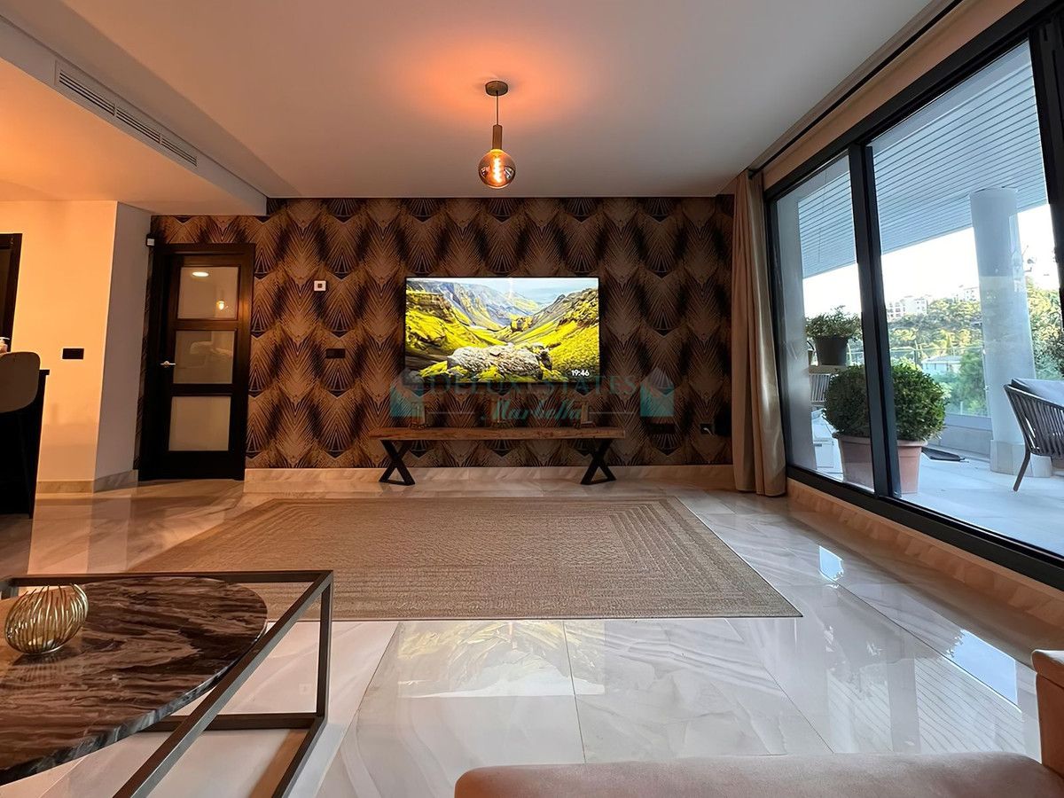 Apartamento Planta Baja en venta en Benahavis