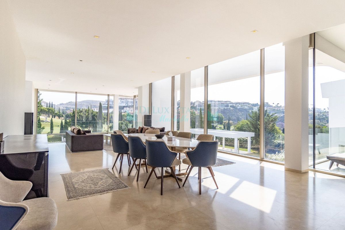 Villa en alquiler en Benahavis