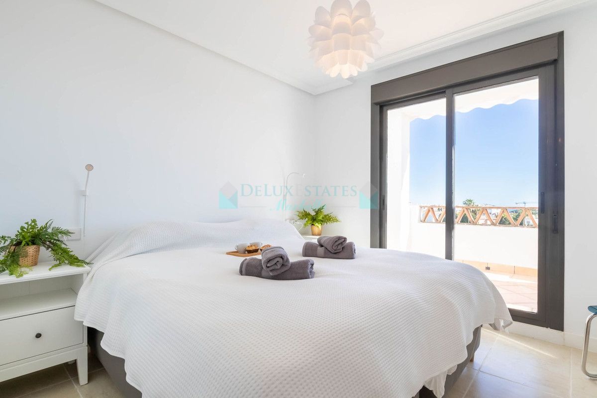 Penthouse for sale in Estepona