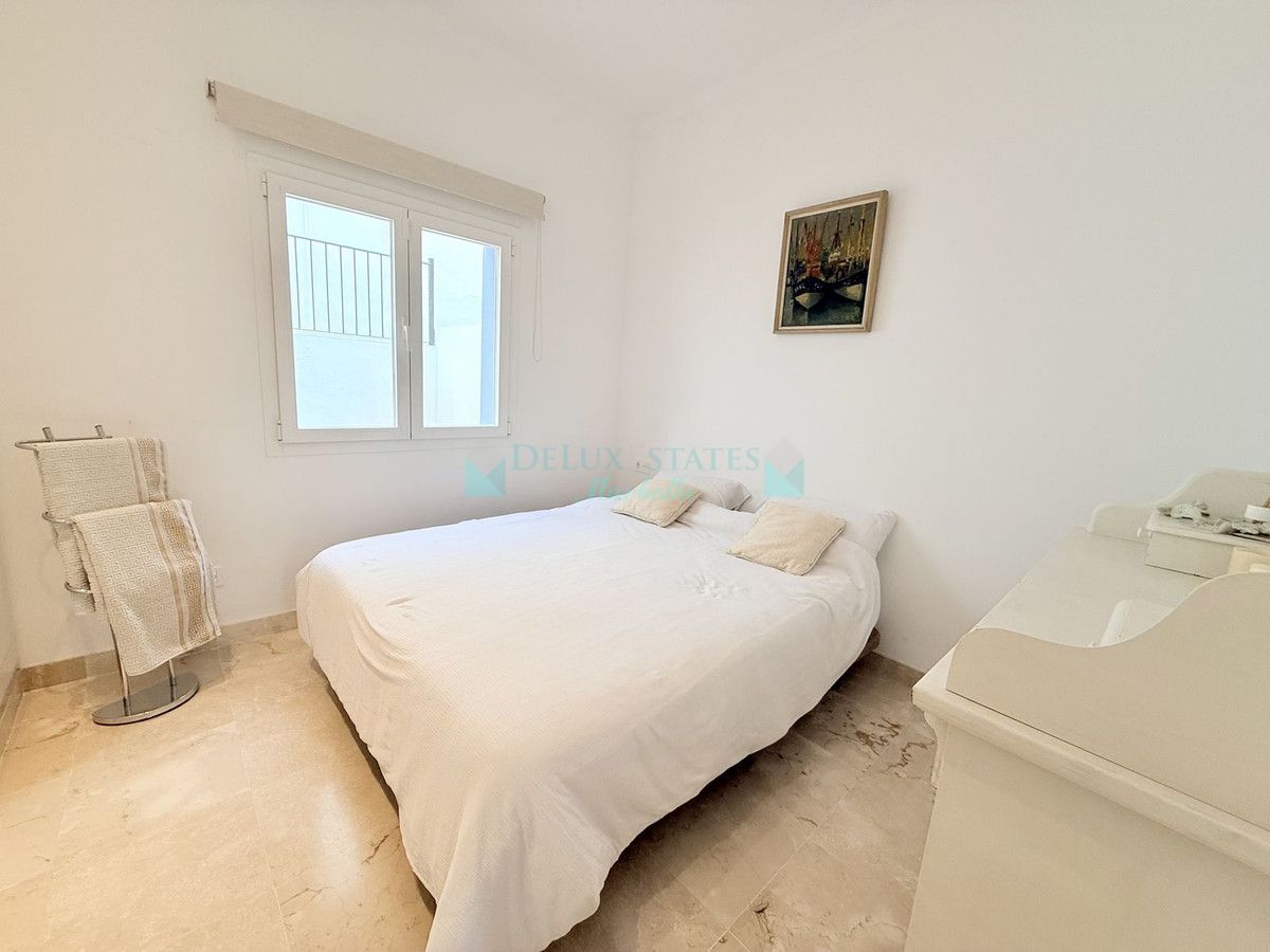 Apartamento Planta Baja en venta en Benahavis