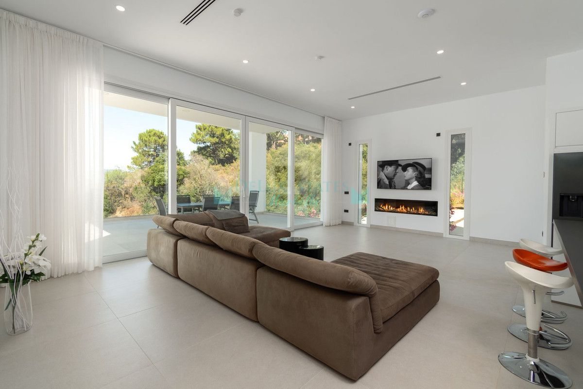 Villa en venta en La Mairena, Marbella Este