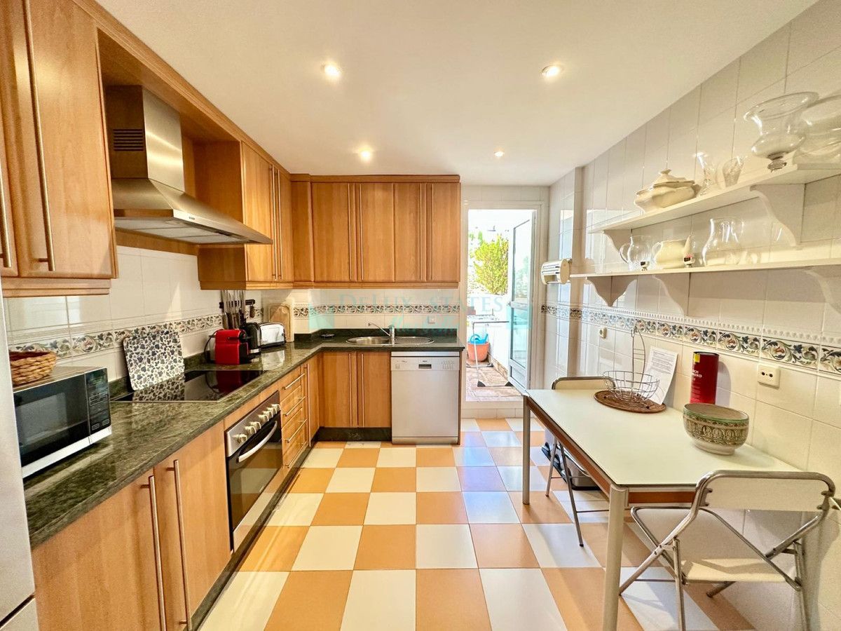 Apartment for sale in Nueva Andalucia