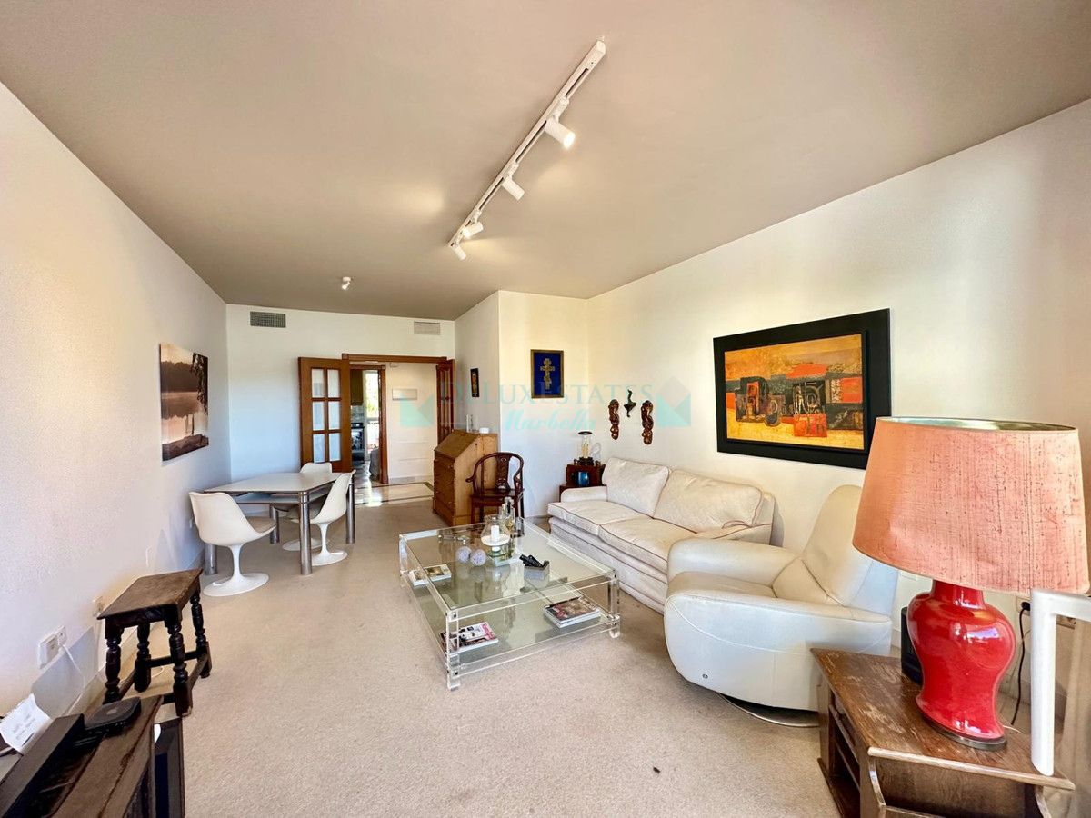 Apartment for sale in Nueva Andalucia