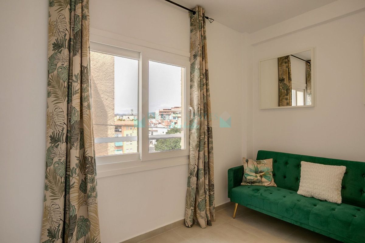 Apartamento en venta en Estepona