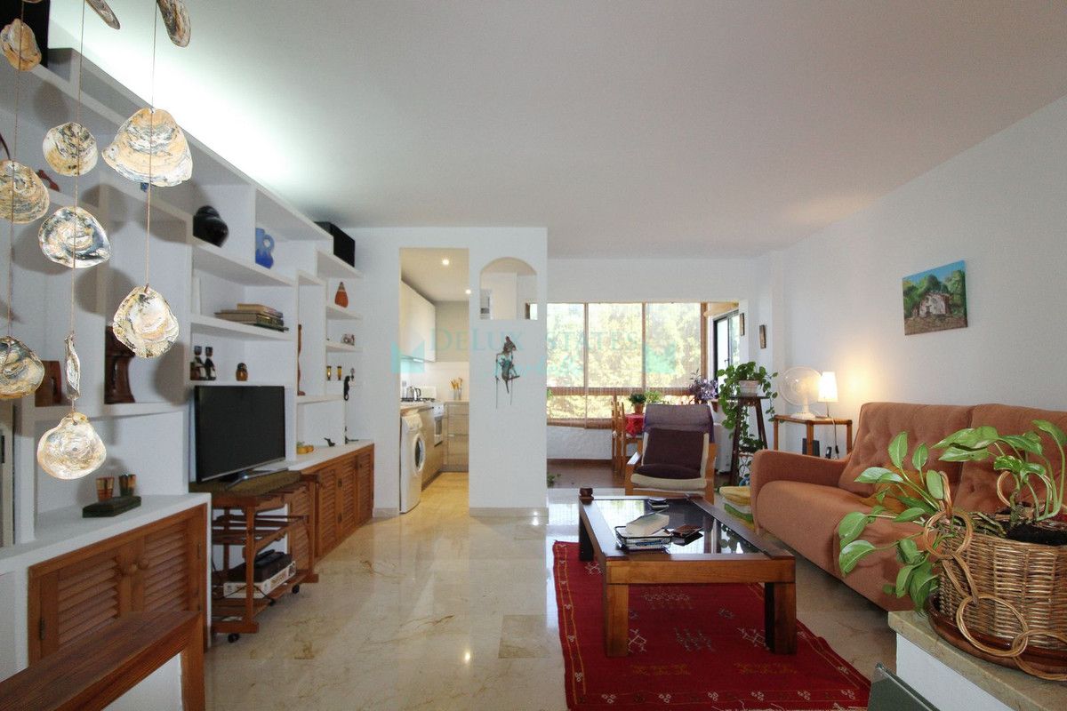 Apartamento en venta en Estepona