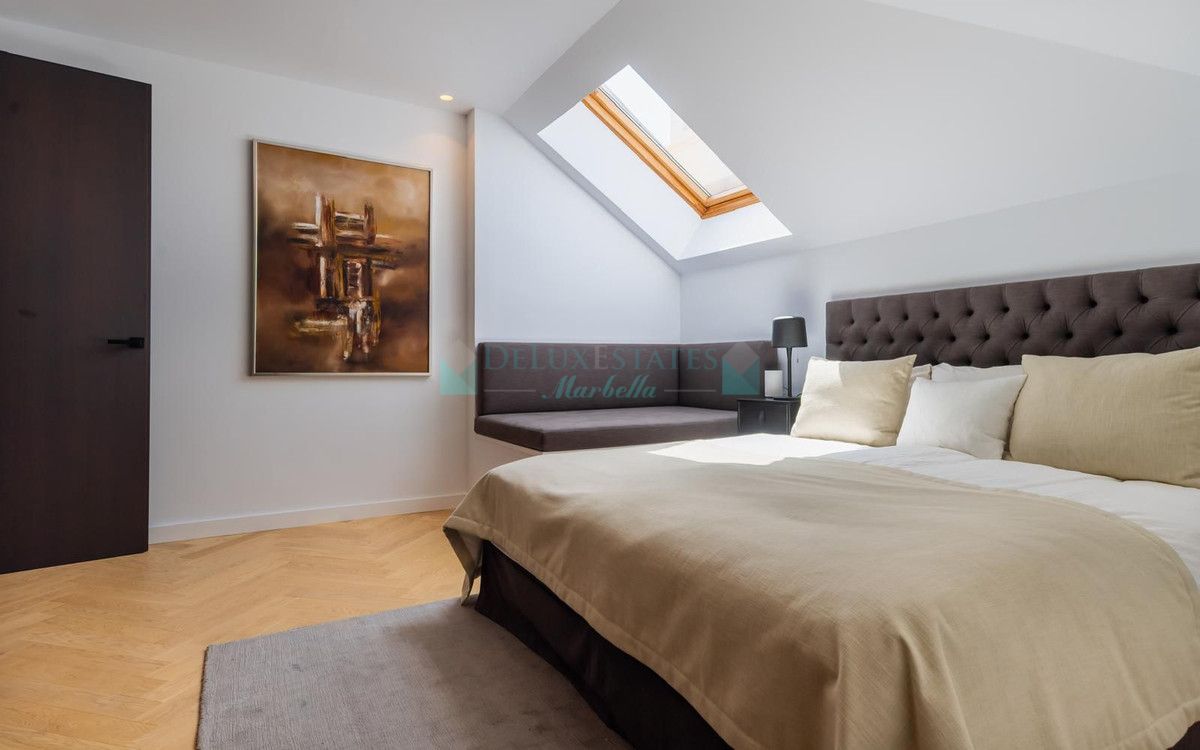 Penthouse for rent in Marbella Golden Mile